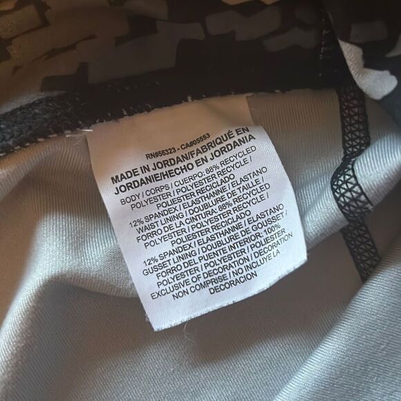 Nike camo leggings size small - Picture 9 of 9